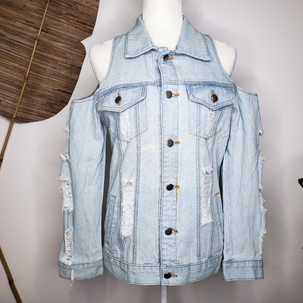 ⭐ Distressed Cold Shoulder Blue Jean Jacket